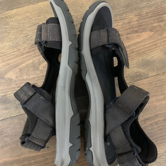 Teva Velcro Strap Sandal - Picture 6 of 7